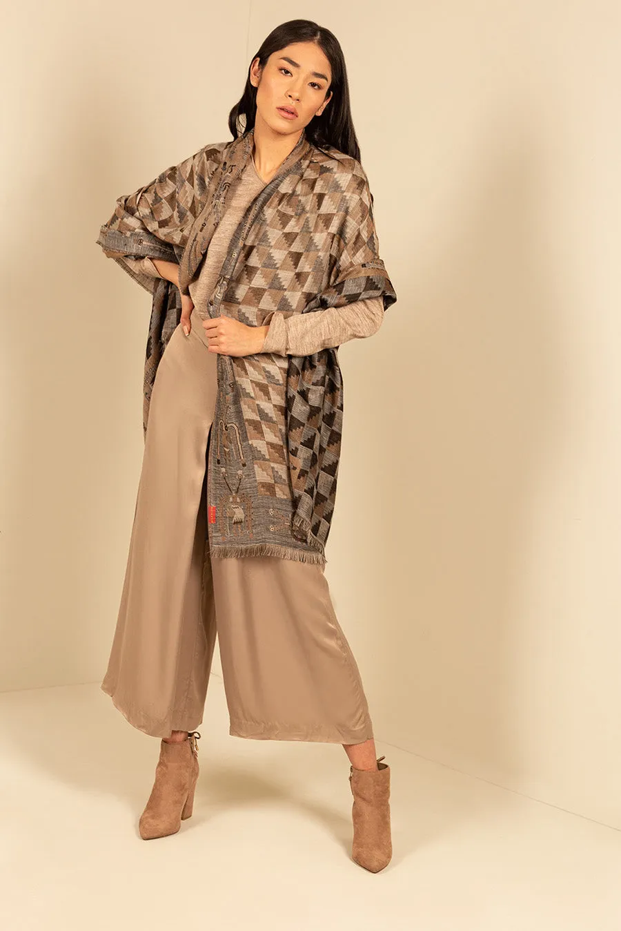 Nazca - 31 Shawl Royal Alpaca & Silk Color Black