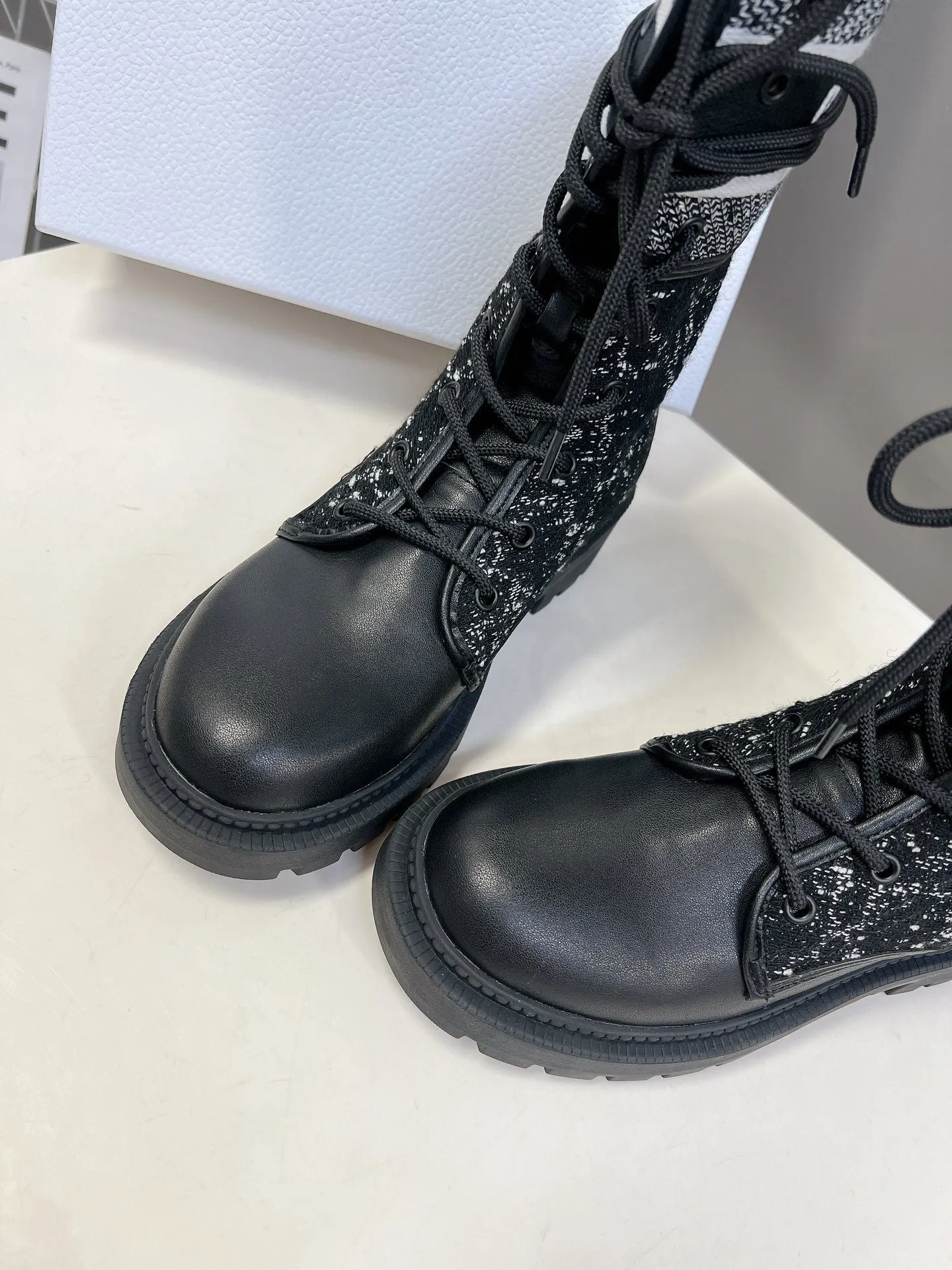 SE1263 D-Major Ankle Boot / Size5-10